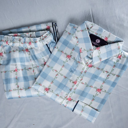 Checked flower women nightwear
